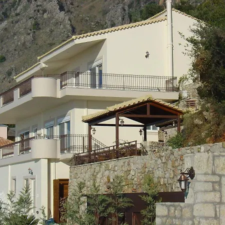 Amazing 2-bed In Spectacular With Stunning Sea Views Willa Kalamata